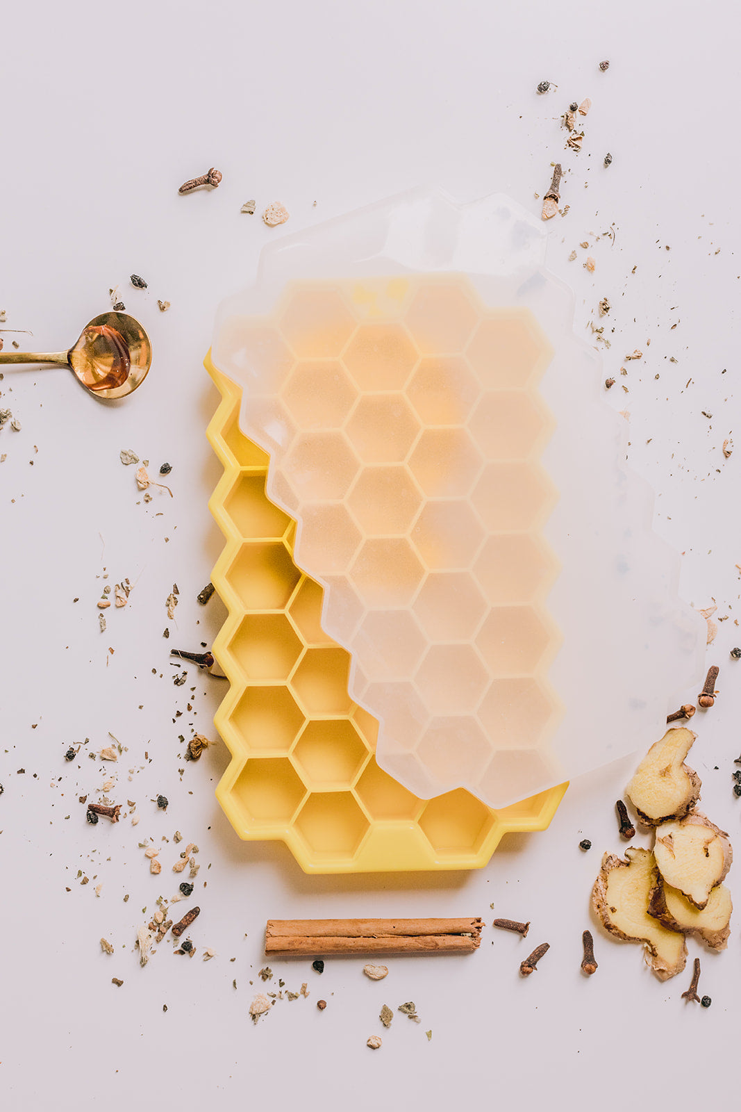Honeycomb Storage Tray with Lid